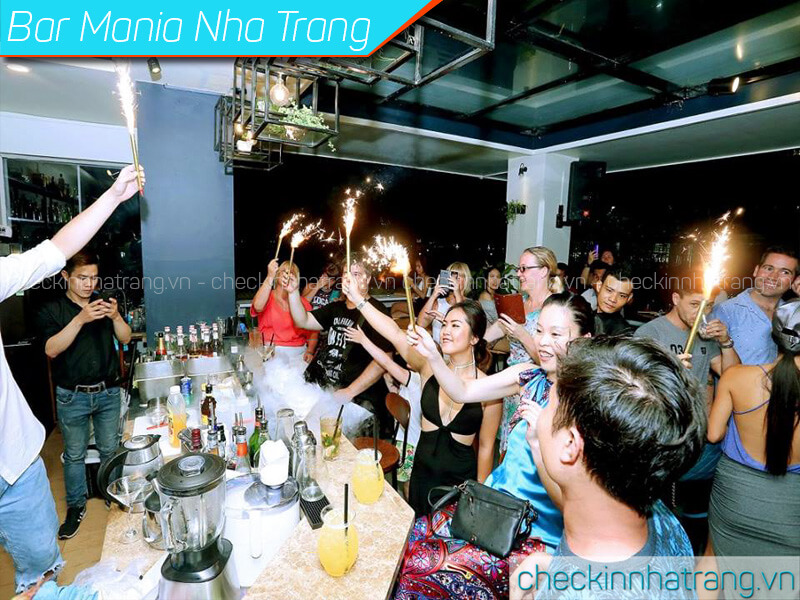 Quán Bar Nha Trang Mania